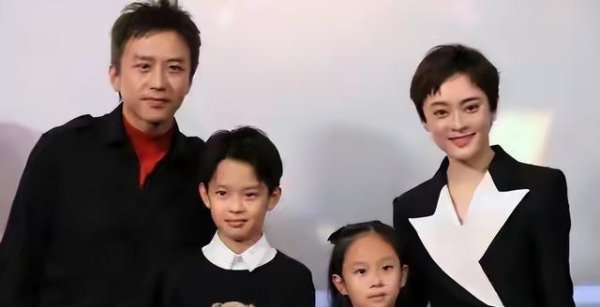 周深暖心互动孙俪儿子，实力不靠热搜，真情打动东说念主心